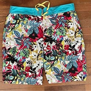Robert Graham Barbarito Swim Trunks 36
Waist Tropical Print Mesh Brief Pockets